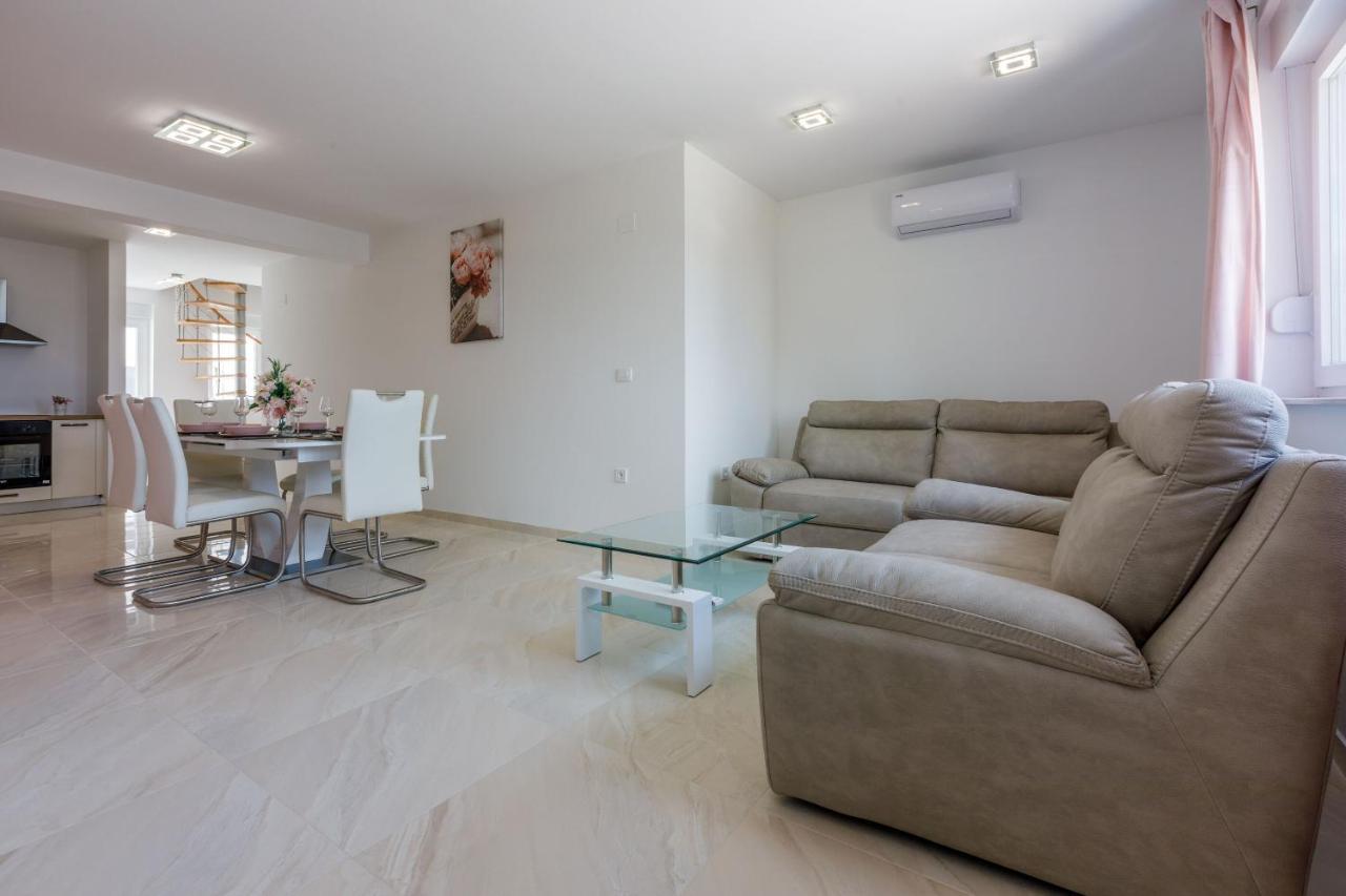 Apartments Cvetkovic Crikvenica Esterno foto